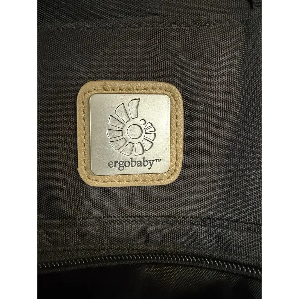 Ergobaby Coffee Run Tote Diaper Bag 15 pockets insulated pocket backpack Neutral